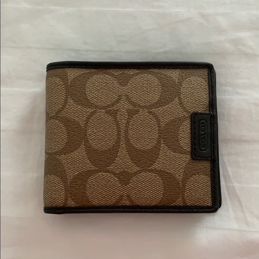 Men’s coach wallet